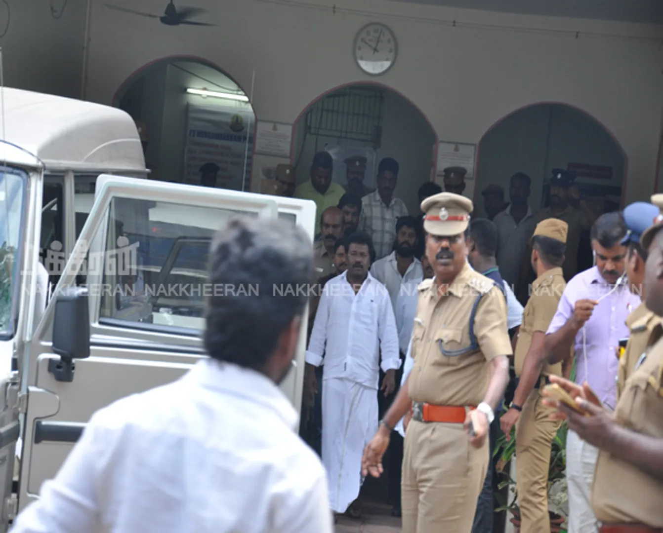 கருணாஸ் மீது போடப்பட்ட கொலை முயற்சி வழக்கு ரத்து!